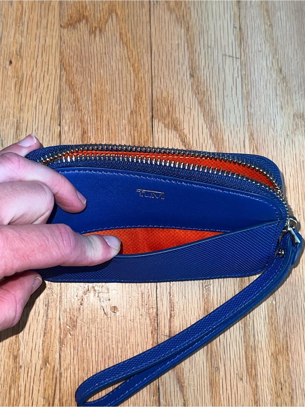 Tumi Blue Leather Wristlet - Picture 9 of 9